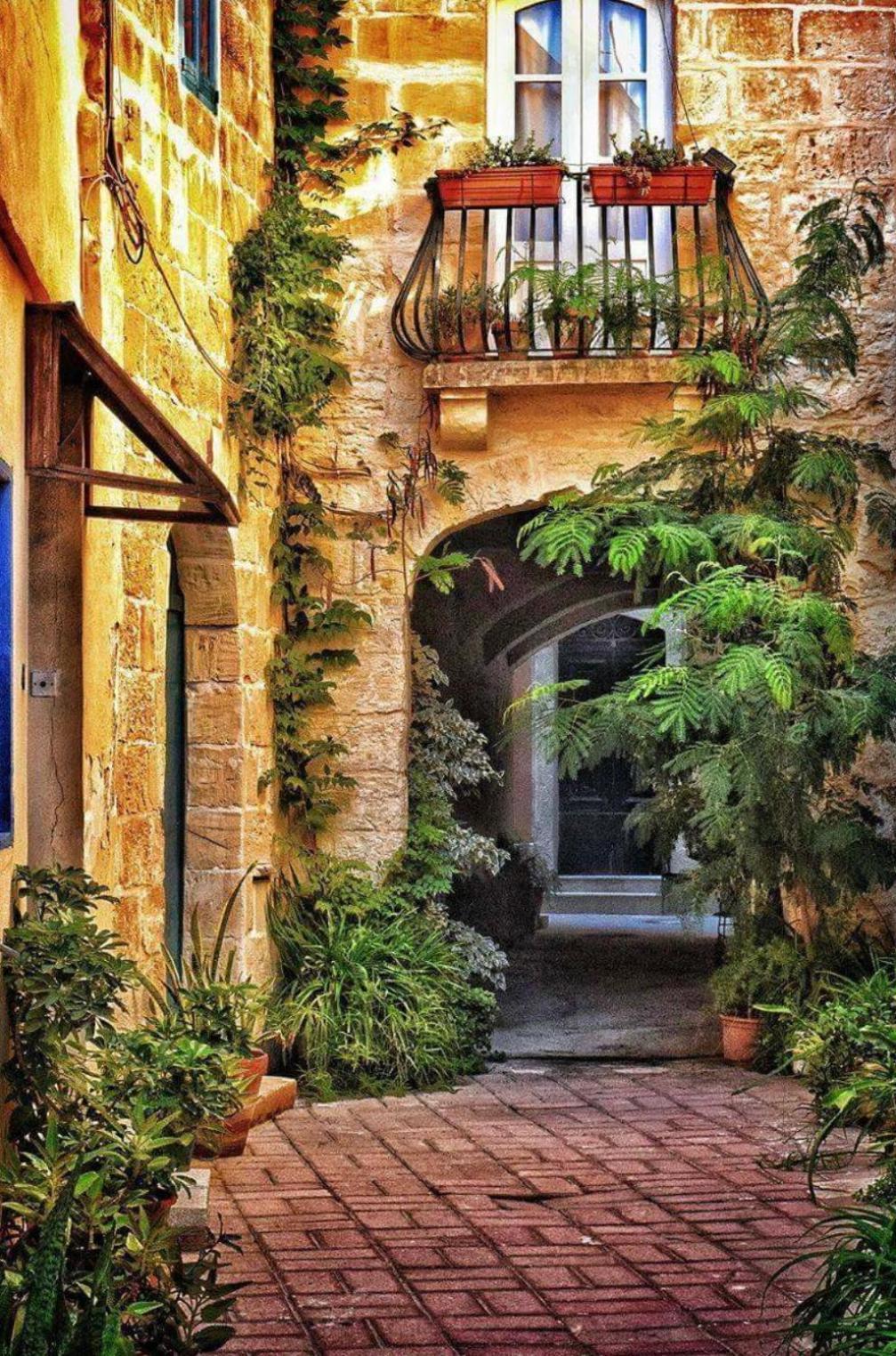 Bed & Breakfast No 7 Casa Nannakola
